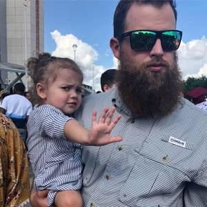 Meet your Posher, Dustin tanner